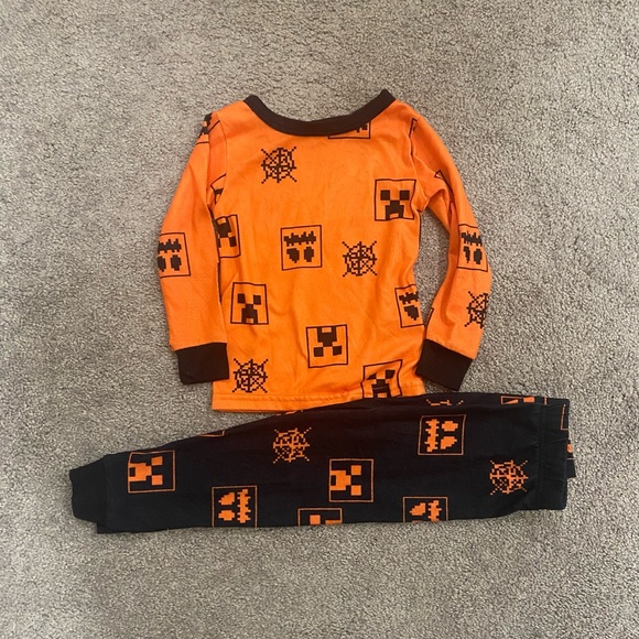 Boys Minecraft Halloween Pjs size 4 - Picture 1 of 5
